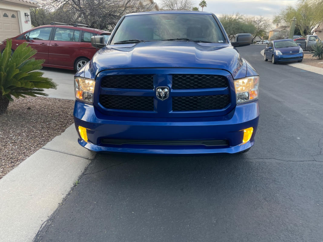 Dodge Ram Truck 1500 (13-19) Fog Light Covers