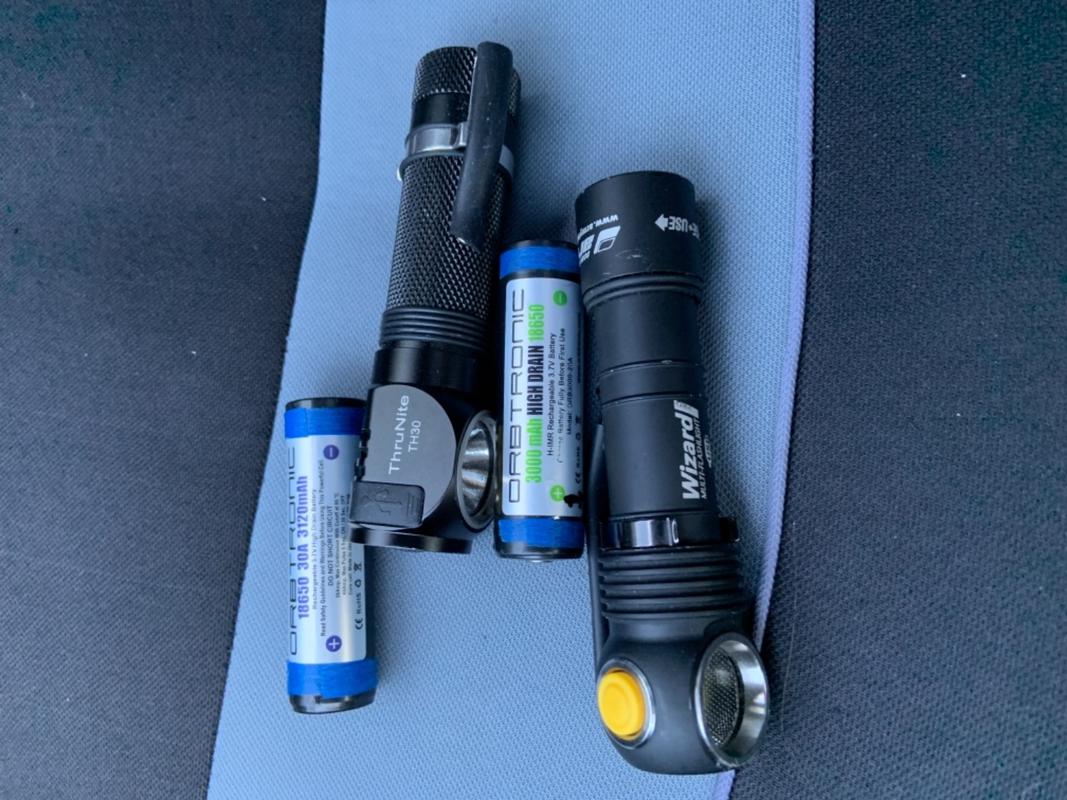 18650 Rechargeable Battery 20A-35A (Free Battery Case) Li