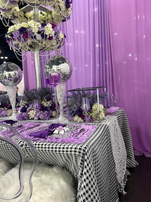 Violet Linen Decorative Printed Ascott Tablecloth With Lace 70 X 120 Cm