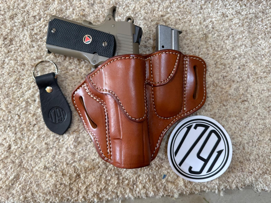  1791 Gunleather 1911 Holster - Thumb Break Leather Holster -  Cocked and Locked Carry - Right Hand OWB Holster for Belts - Fit 4 and 5  Barrels (Classic Brown) : Sports & Outdoors