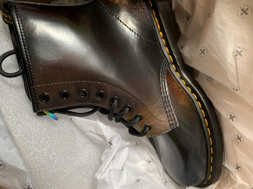 WOMENS DR MARTENS 1460 FOR PRIDE - CLEARANCE