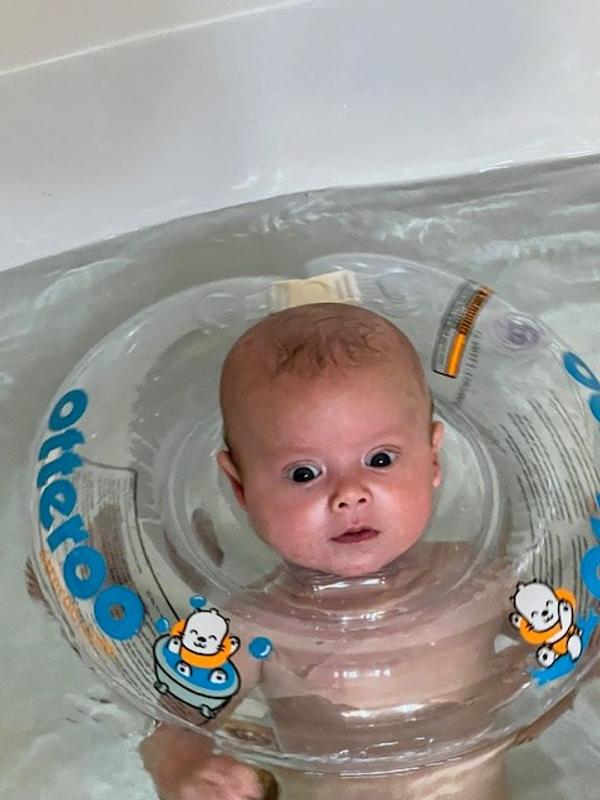 Otteroo Otter Float For Baby Inflatable Lumi Otteroo Infant Bath