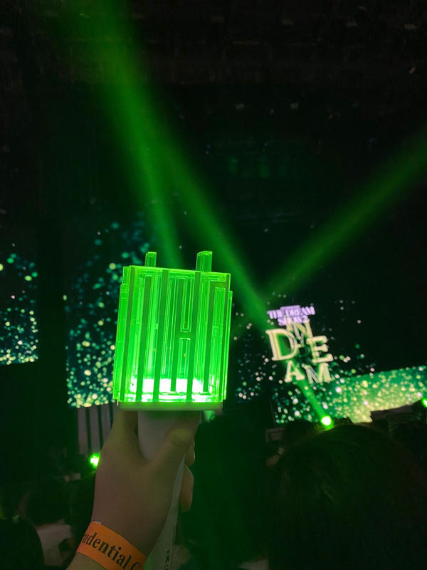 NCT - Official Fanlight [Neobong]