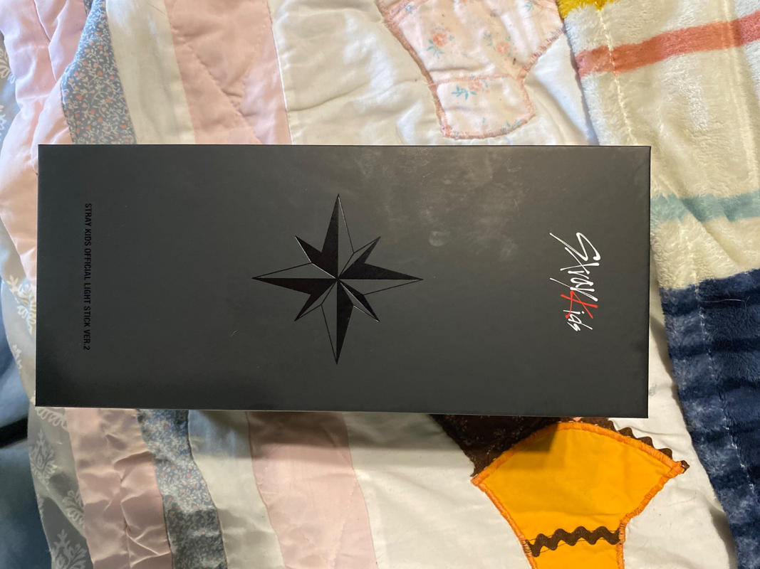 Stray Kids - Official Light Stick Ver. 2 Stray Kids - Official Light Stick Ver. 2