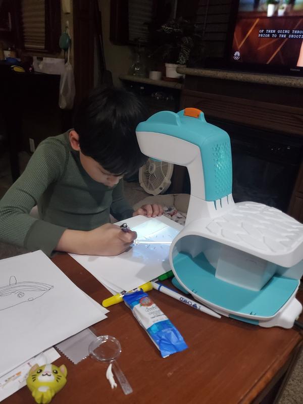 LEERFEI Kids Projection Drawing Sketcher,Drawing Projector Machine with  32cartoon patters and 12color Brushes,Adjustable Drawing Pattern Size Smart
