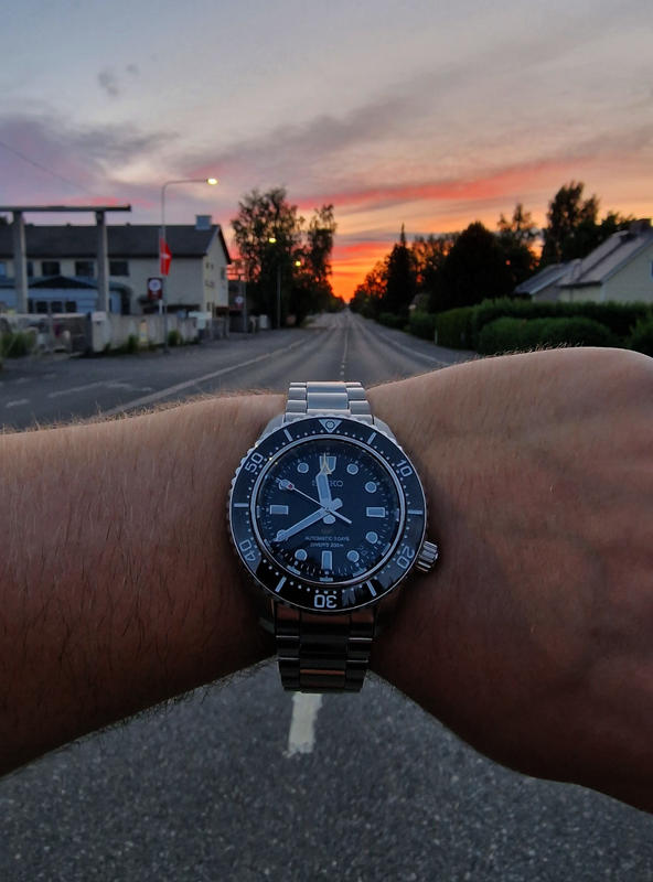 Seiko Prospex Dark Depths GMT SPB383J1 Keskisen Kello Oy