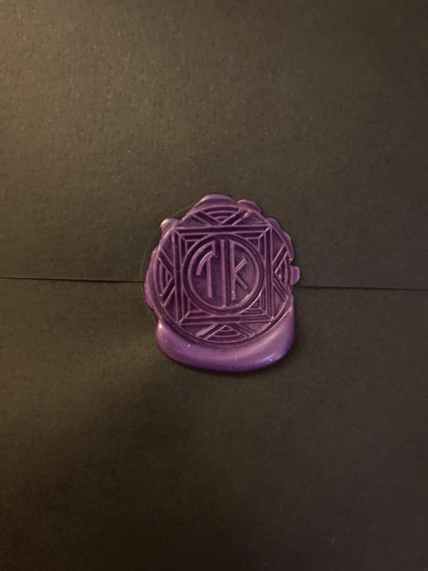Gatsby Monogram Initial Custom Wax Seal Stamp Kit with Black and Gold –  Nostalgic Impressions