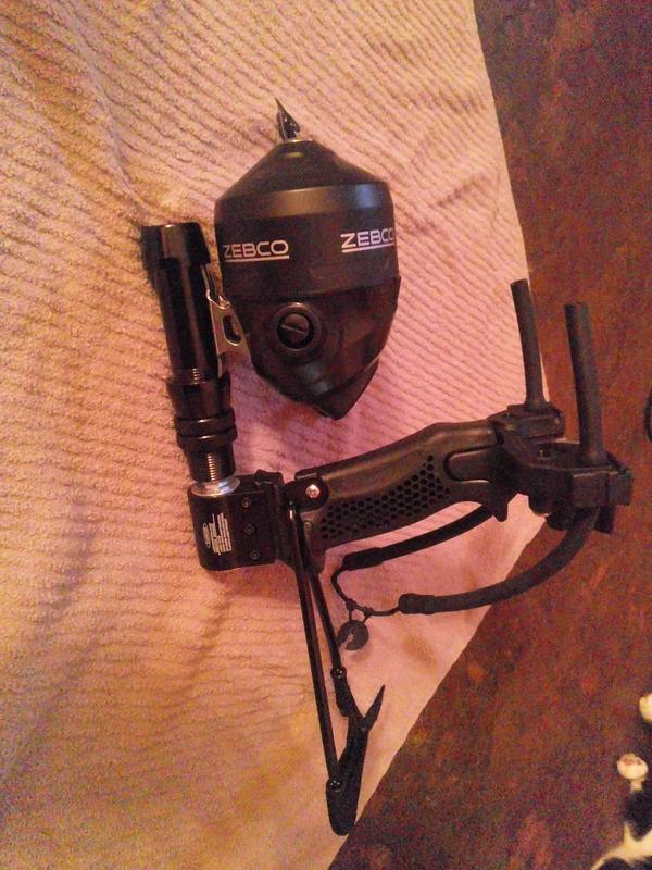 Just got a Hammer XT for Slingbow Fishing, what reels can I attach to it?
