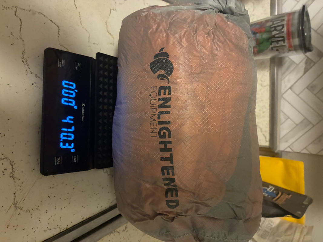 ENLIGHTENED EQUIPMENT Revelation950 30°F Enlightened Equipment - Revelation (30F/-1C) 950 Fill