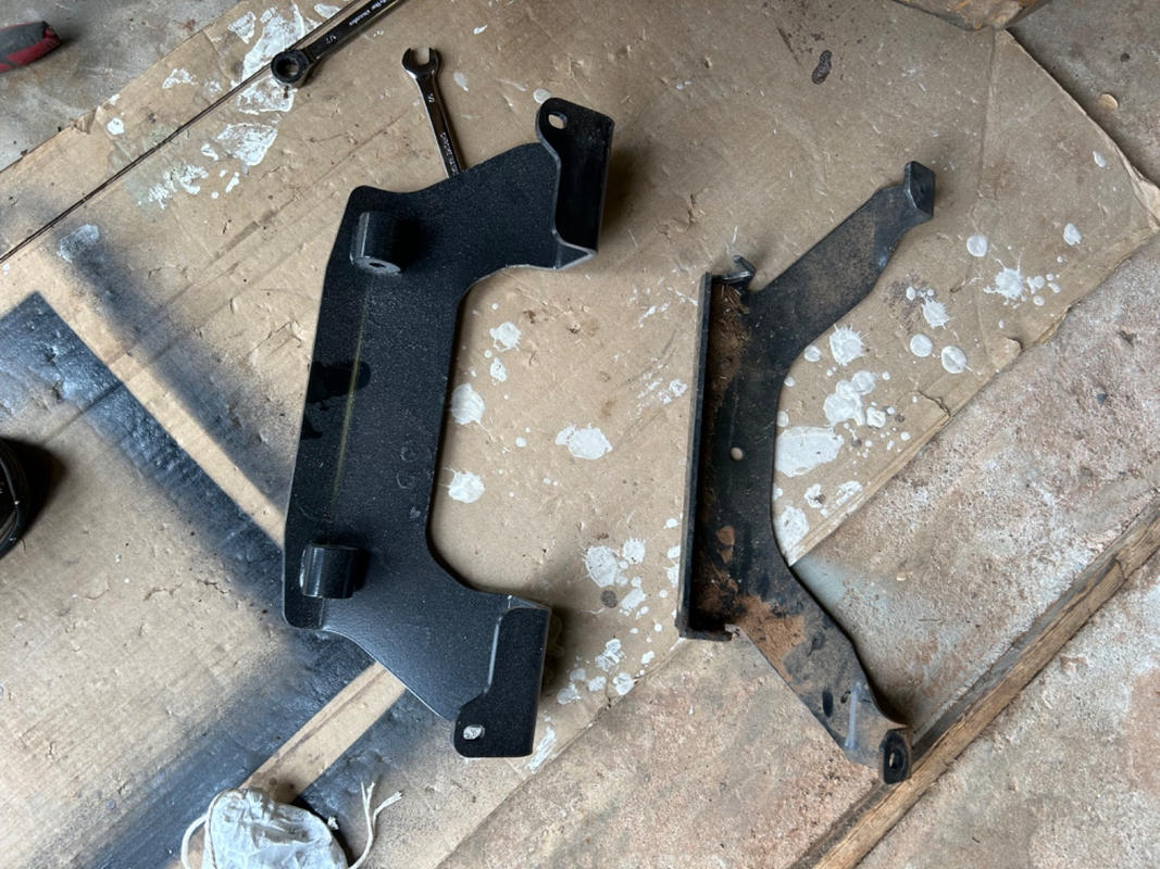 123292 - KIT CROSSBRACE - HUSTLER Genuine Part