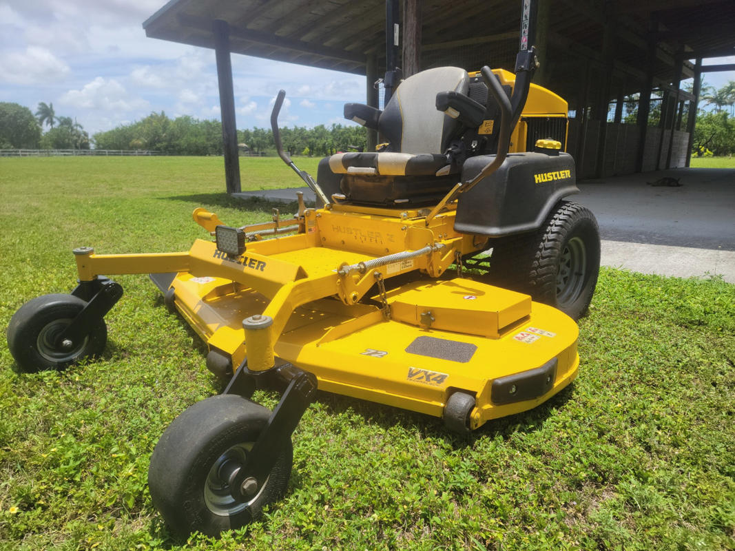 Hustler Super Z (2016) SN 935007 parts manual | Hustler Lawnmower