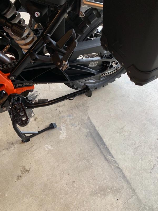 Ktm 1090 center deals stand