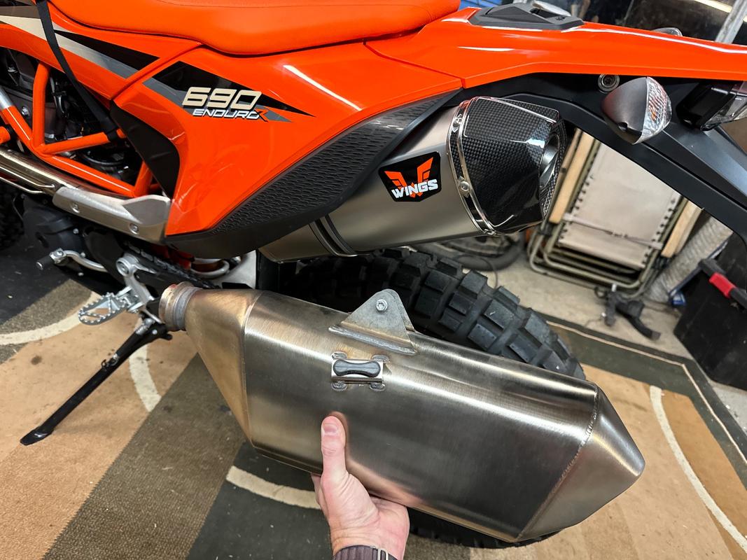 Ktm 690 enduro r wings deals exhaust