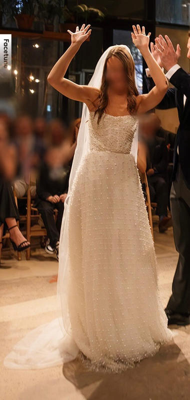 champagne veil ivory dress Champagne Long Chapel and Cathedral Tulle Veil With Raw Edge VG1030 Fingertip 40 inches / Ivory