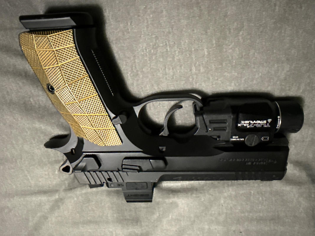 CZ Shadow 2 Palm Swell Bogies G10 Grips
