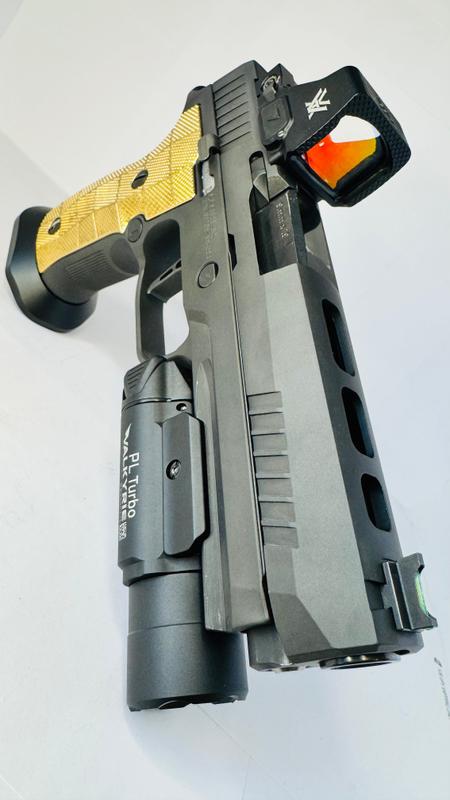 ククサ Sig Sauer P320 AXG Brass Grips & Backstrap Combo - LOK Grips