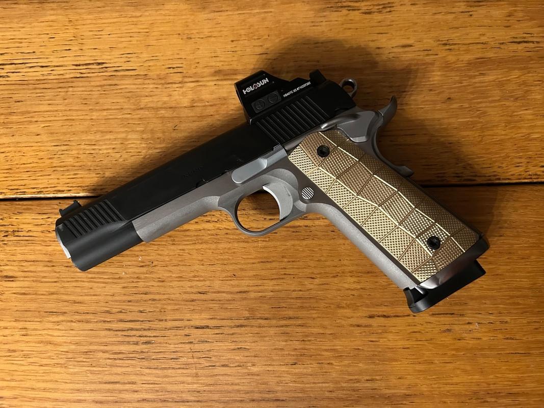 1911 Palm Swell GridLOK Brass - LOK Grips