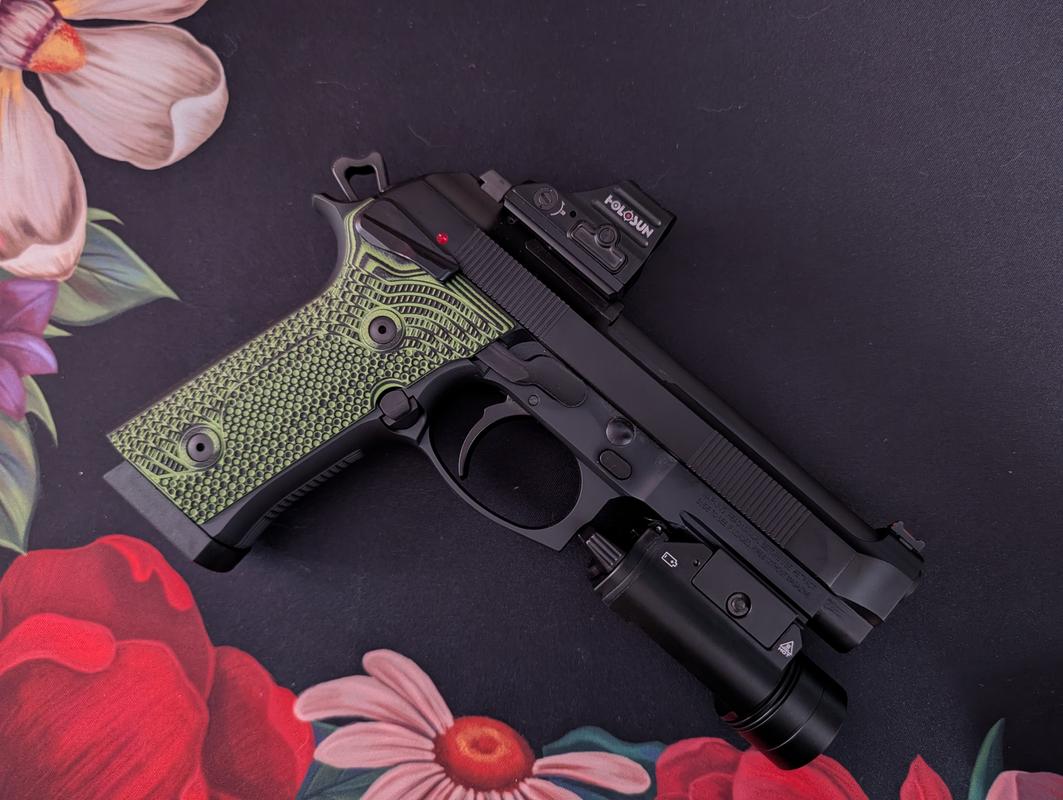 Beretta 92Xi Veloce Grips | LOK Grips