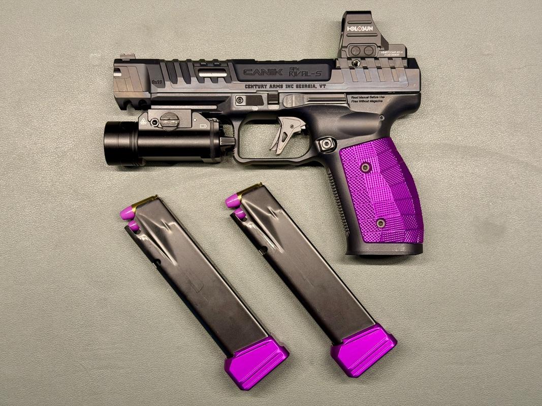 ★未使用　2個　ホルメンコール SPEED BLOCK MID Canik SFx Rival-S Palm Swell GridLOK Aluminum Grips - Lok Grips