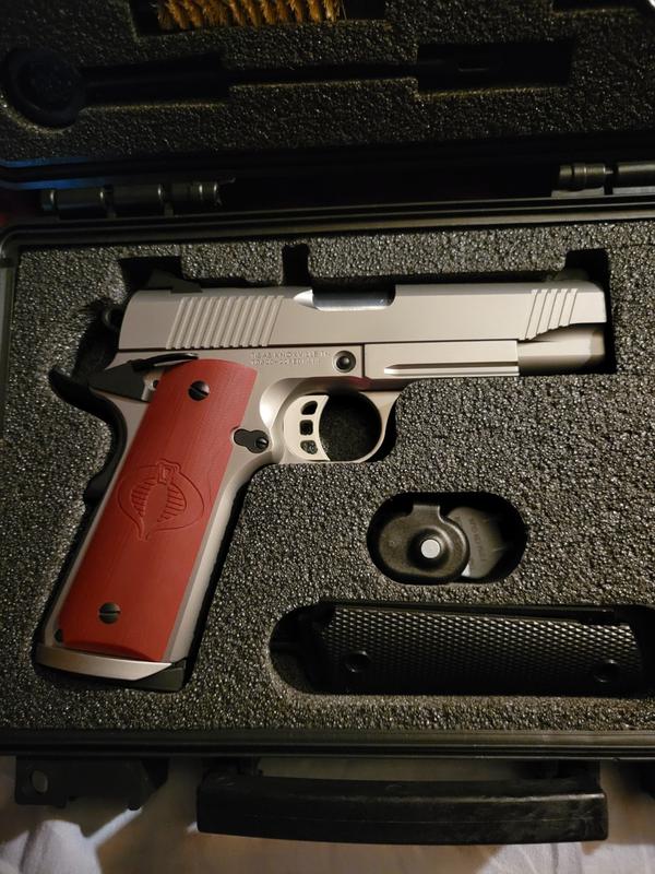 1911 Engraved Cobra - LOK Grips