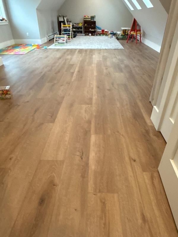 COREtec Grande Goldin Oak Vinyl Plank Flooring Originals Premium 9