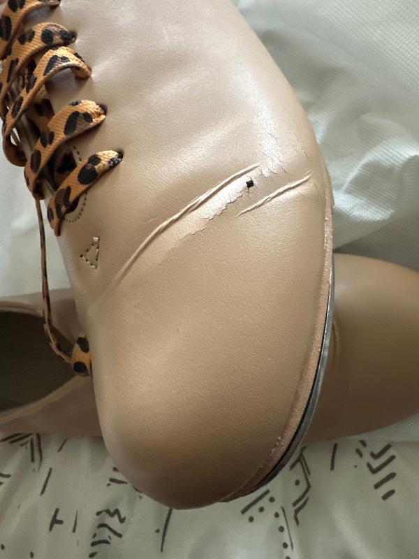 Oxford Style Tic Tap Toe Shoe | Capezio®