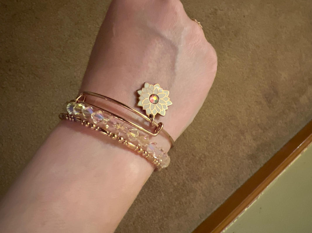 人気コラボ！【ALEX+ANI】Chick Beaded Bangle PEEPS® Chick Beaded Bangle | Alex and Ani – ALEX AND ANI