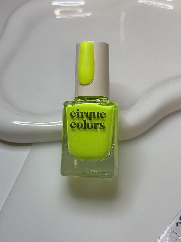 Neon UV Black Light Reactive Highlighter Yellow Crème Nail Polish