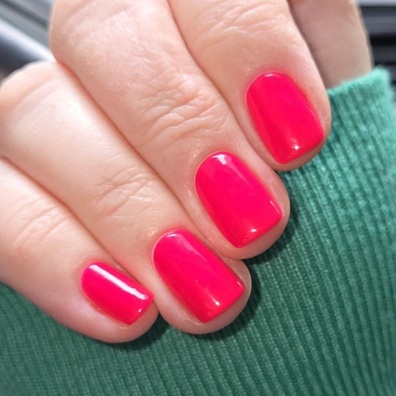 Neon UV Black Light Reactive Fuschia Pink Crème Nail Polish