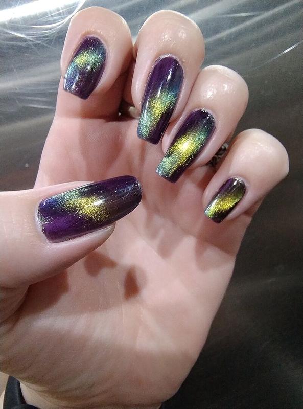 Blurple Magnetic Nail Polish - Cirque Colors Pipe Dream