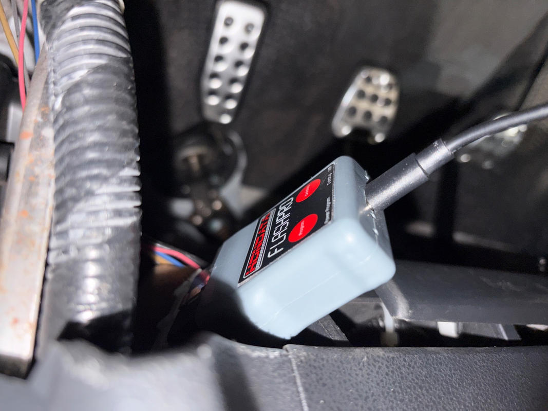 2014 mercedes c250 cigarette lighter fuse w204 how to fix Cigarette lighter fuse blown in glove compartment –  Konkludenz