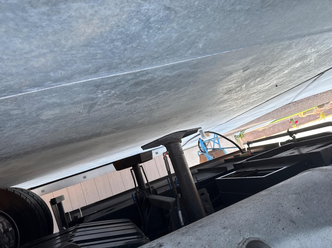 EQ Octagon 4-Pack | Class A & C Motorhome Jack Pads | RV SnapPad®
