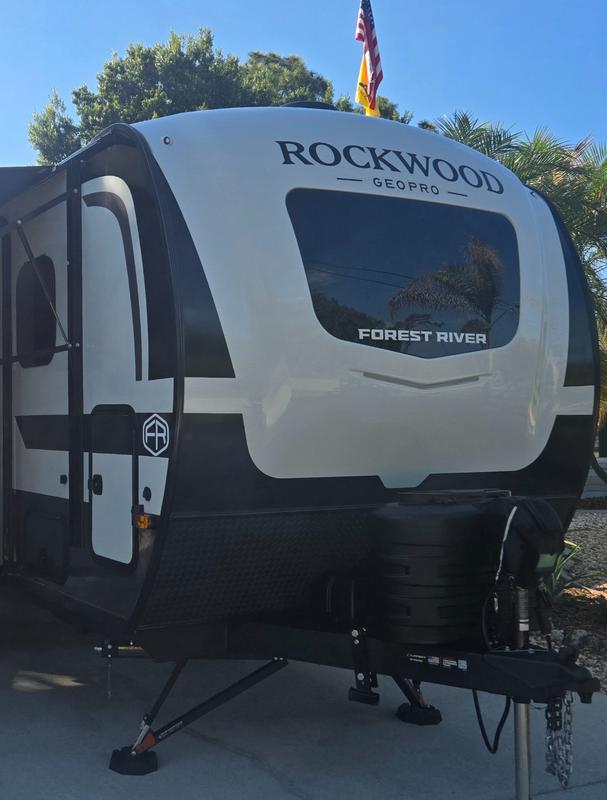 Mini 5.5 Singles | Travel Trailer Permanent Jack Pads | RV SnapPad®