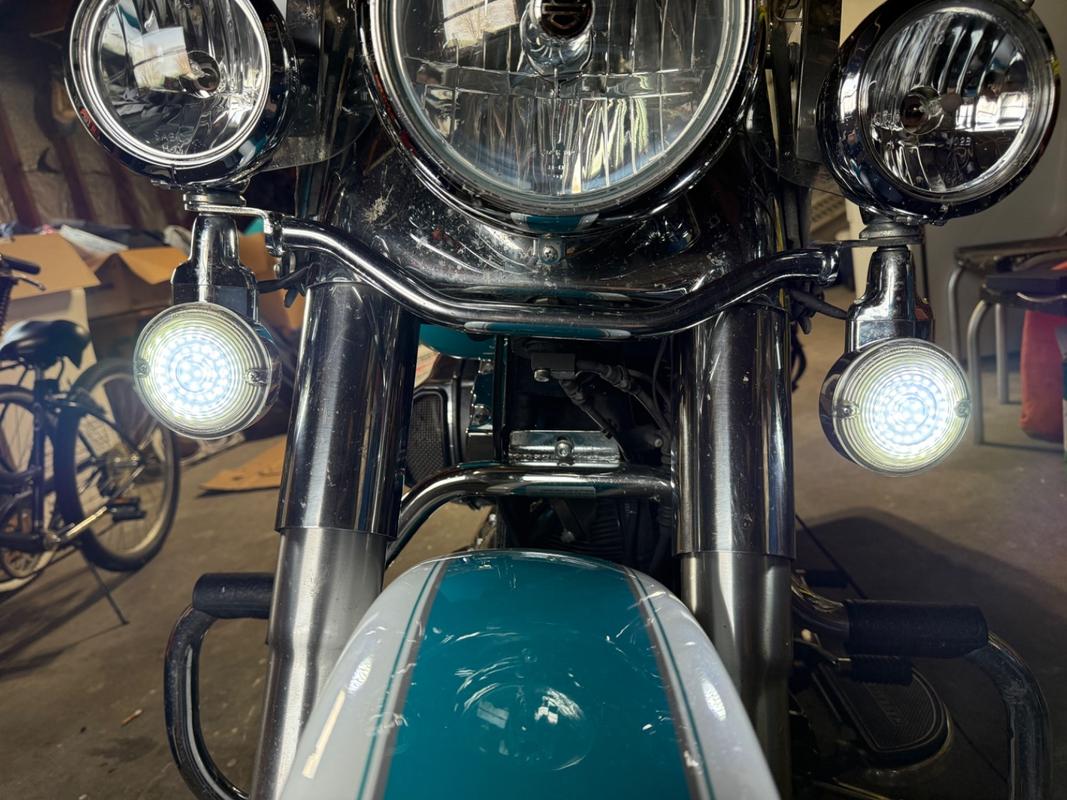 Chris Products Smoked Lense Kit for Harley Flat Style Turn Signals