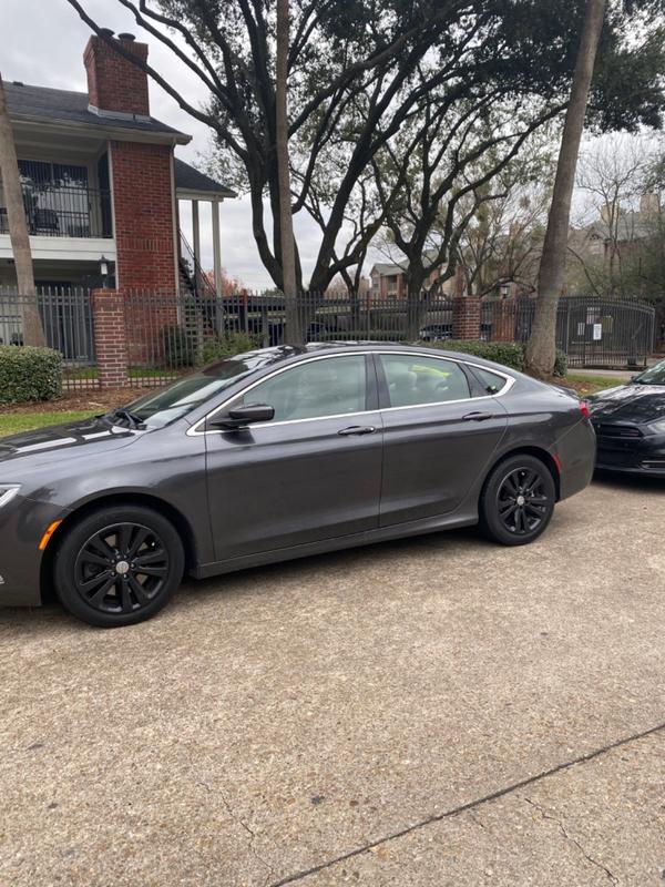 Hub caps deals for chrysler 200