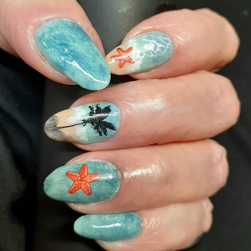  Maniology Best in Show Dog-Themed Nail Stamping