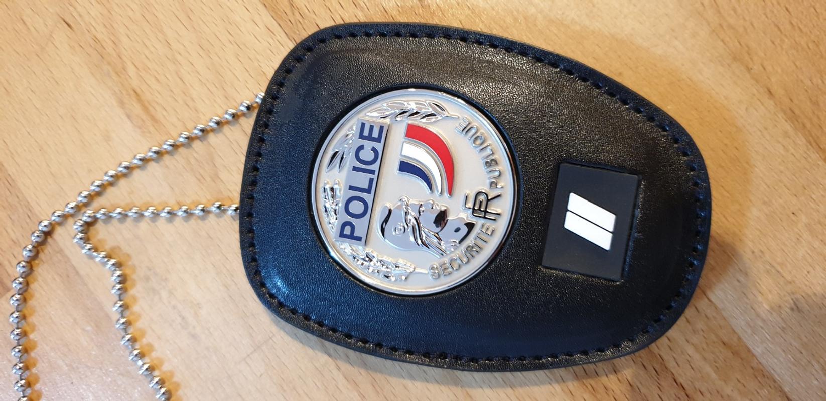 Porte-carte mini cuir 2 volets Format carte de crédit + Support Médaille et  Grade Police GK Pro