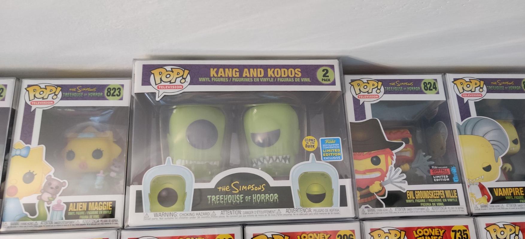 Kang selling and Kodos Funko Pop (no boxes)