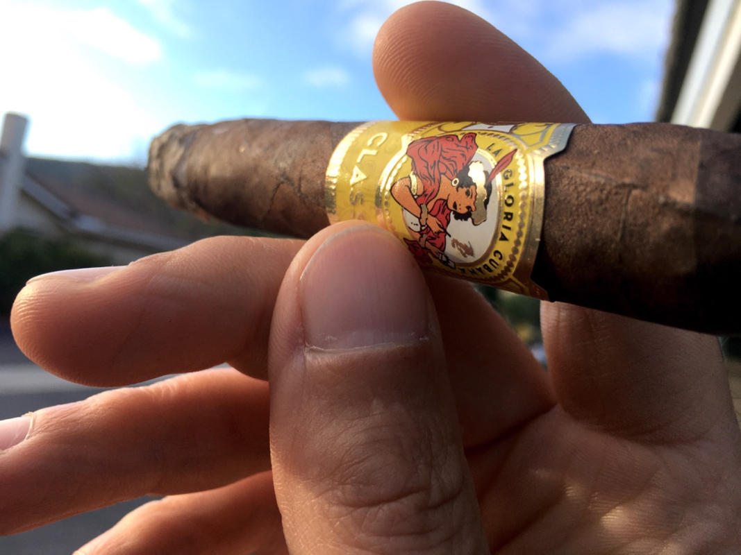 La Gloria Classic Cubana Maduro Wavell Cigars