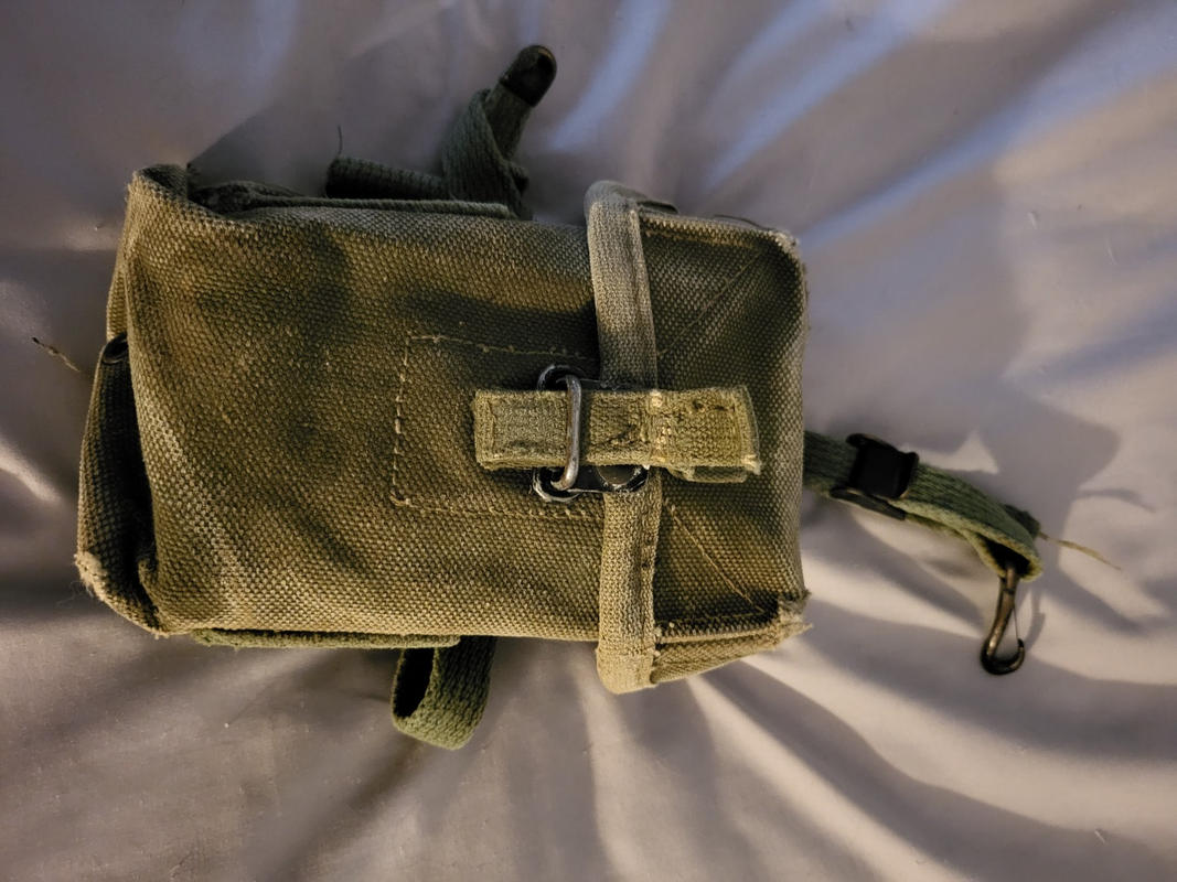 Original U.S. Vietnam Era M1956 Ammunition Case