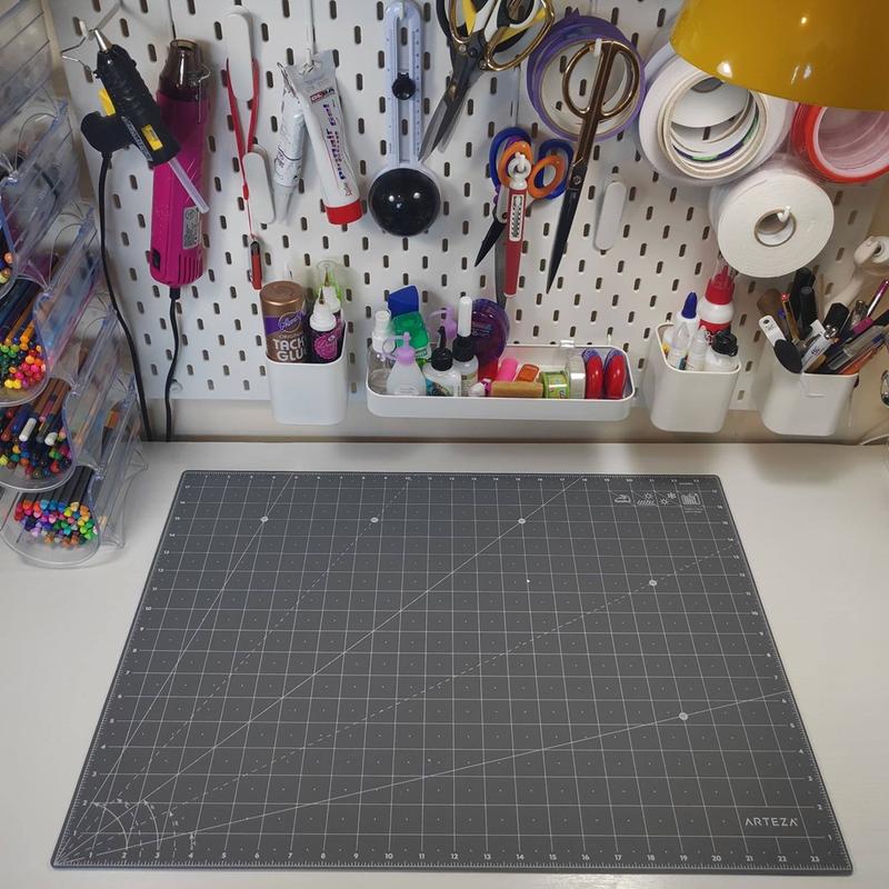 X-acto Self-Healing Cutting Mat Nonslip Bottom 1inch Grid 18 x 24 Gray