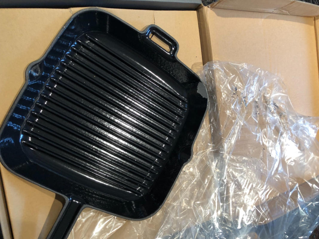 11 in Enameled Cast-Iron Series 1000 Grill Pan with Press