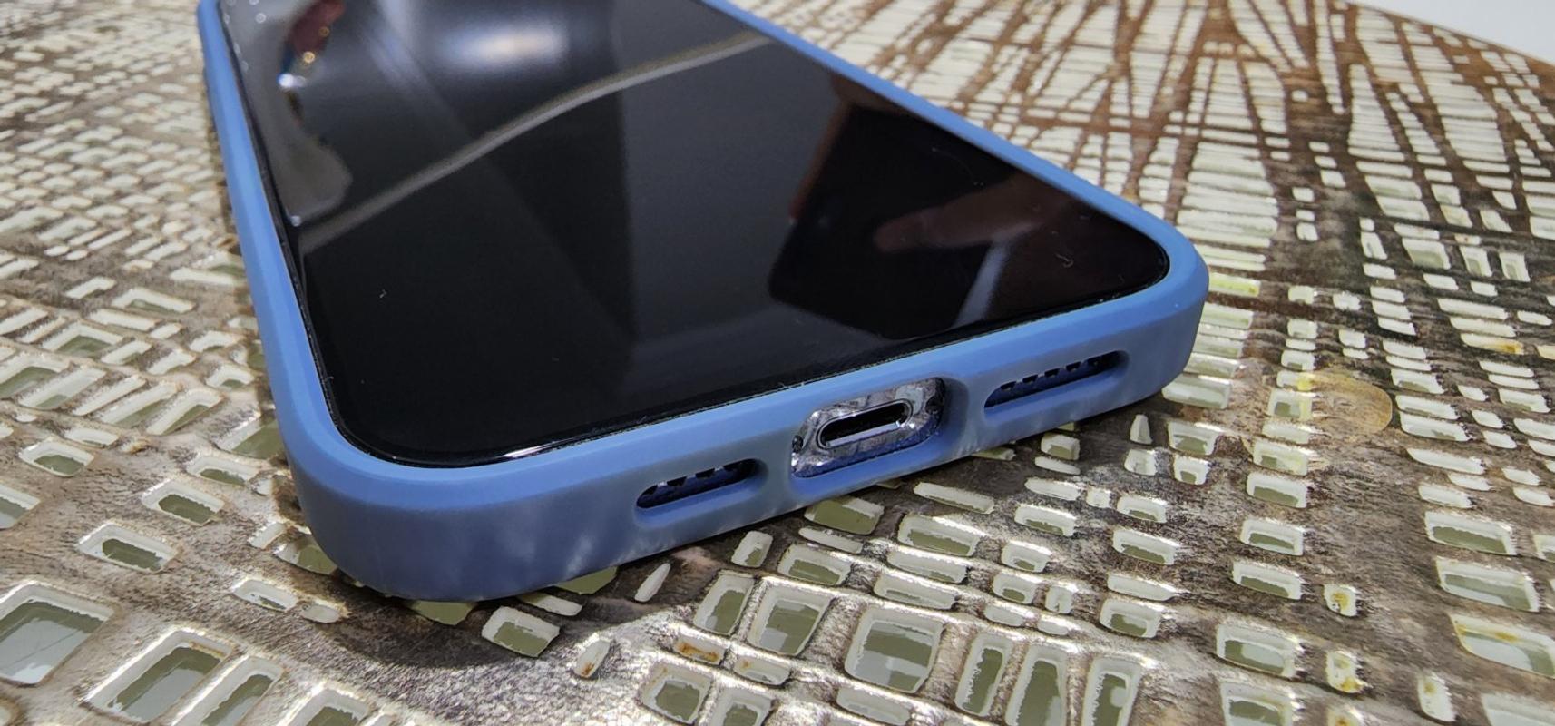 Buy Spigen iPhone 13 Pro Max Case Ultra Hybrid MagSafe Compatible online in  Pakistan 
