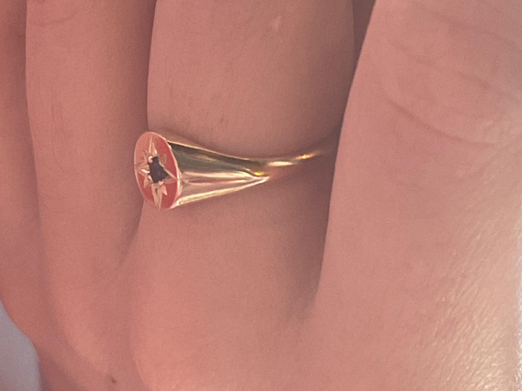 SAPPHIRE NORTH STAR SIGNET RING | September Birthstone