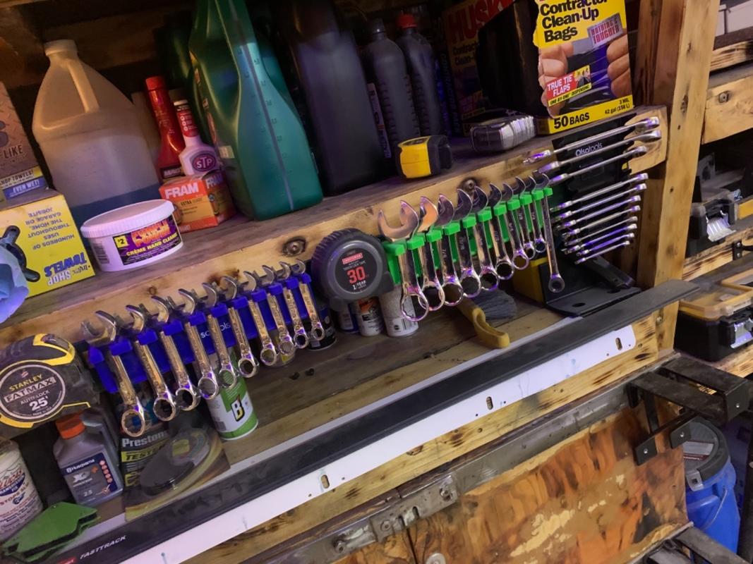 Shop Organization – Pliers Holder – Lee's Garage