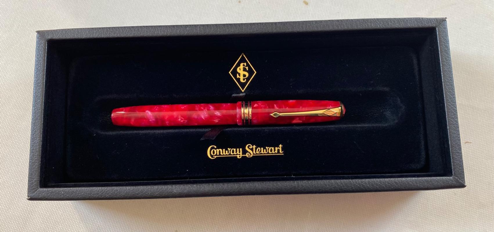 Conway Stewart Series 58 Crimson Blush | Fountain Pen | Conway Stewart