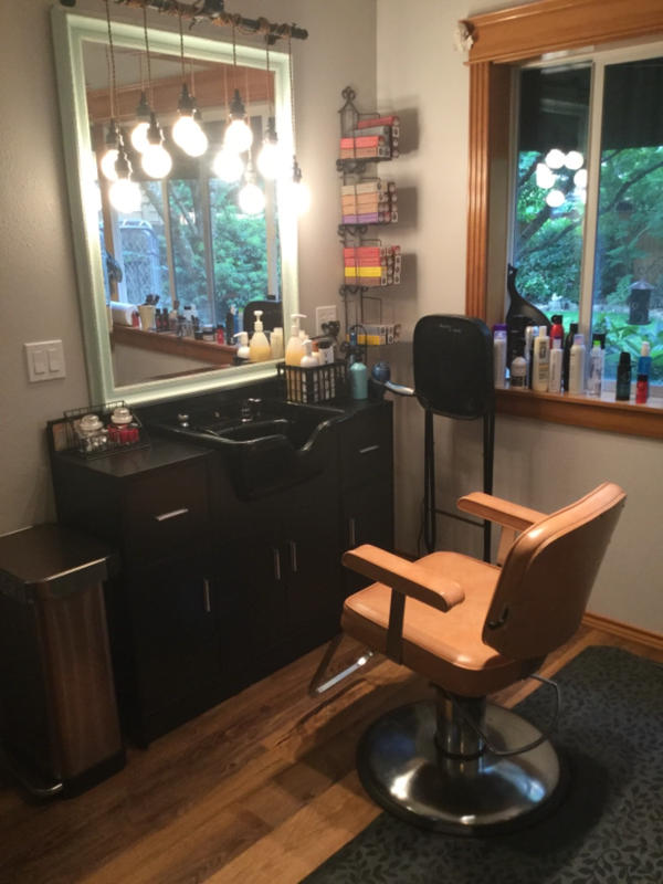 Bora Salon Shampoo Cabinet