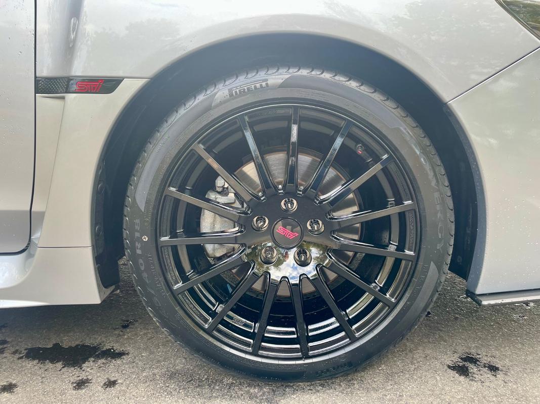 【新車外し】WRX S4 STI ブラック 18インチホイール STI WHEEL 18inch (BLACK) For WRX S4 (VA) SG217VA020 - Black Hawk Japan