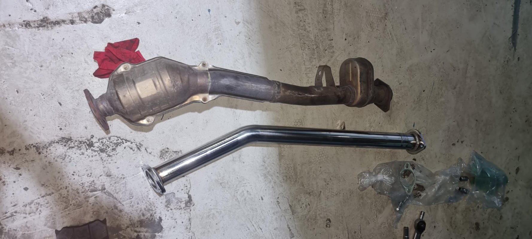 クレープ GREDDY CIRCUIT SPEC FRONT PIPE FOR TOYOTA SUBARU 86 BRZ ZN6