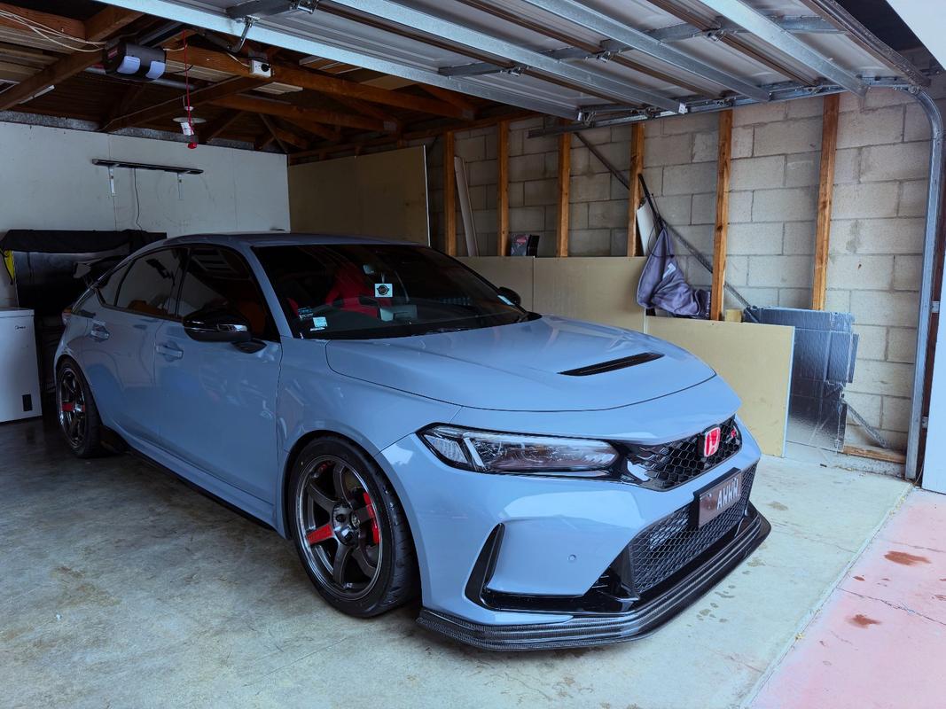 RAYS VOLK RACING TE37 SAGA SL 18X9.5J +38 5X120 PRESSED GRAPHITE